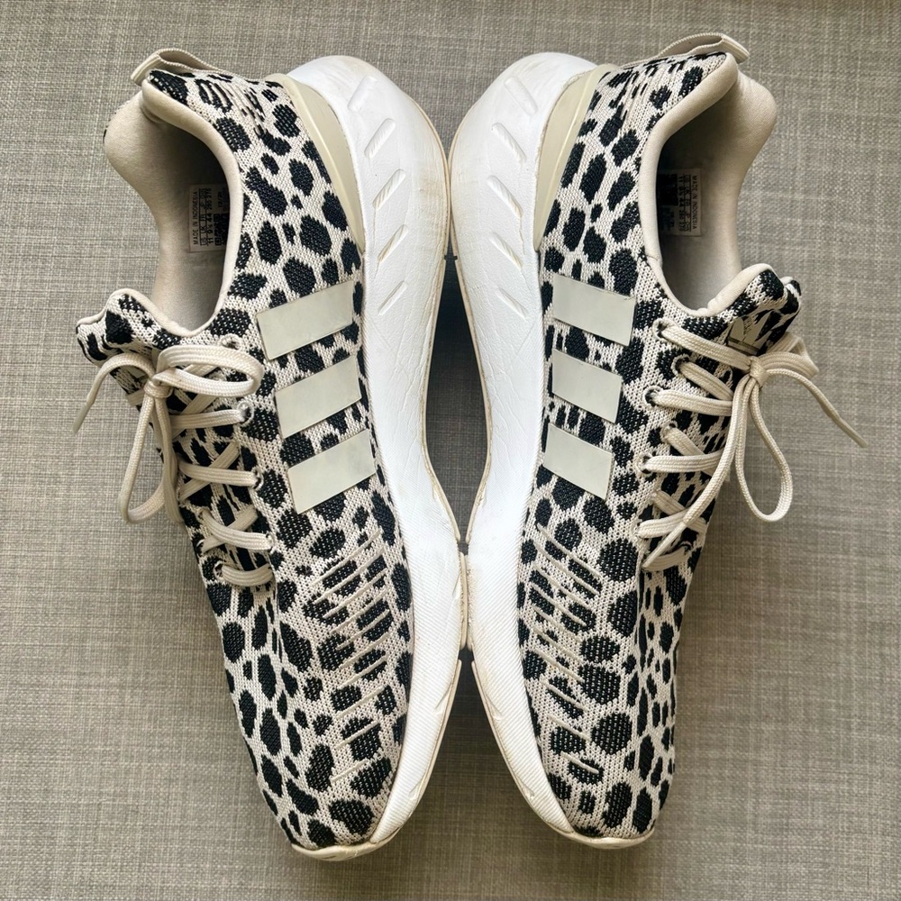 Adidas Swift Run Leopard Print Sneakers - Picture 3 of 5